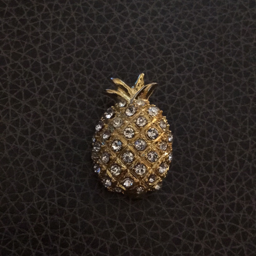 Sparkly pineapple pin - Picture 2 of 4